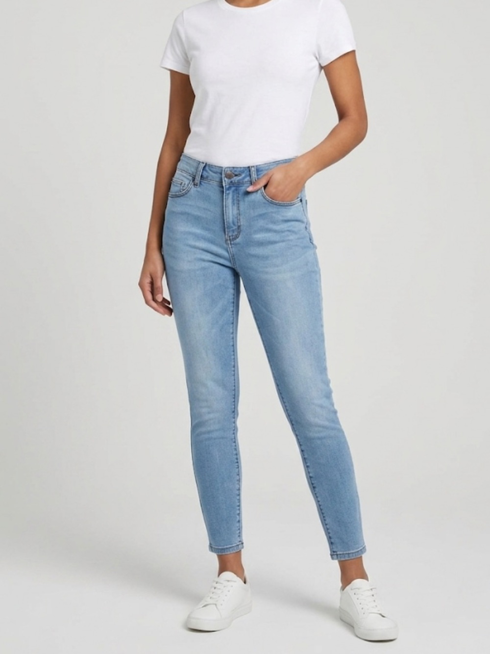 TAHARI Kelly Classic Skinny Ankle Jeans
